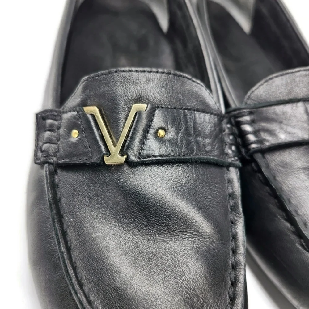 Vionic Hilo Black Leather Moc-Toe V Logo Accent Slip-On Flat Driving Loafers